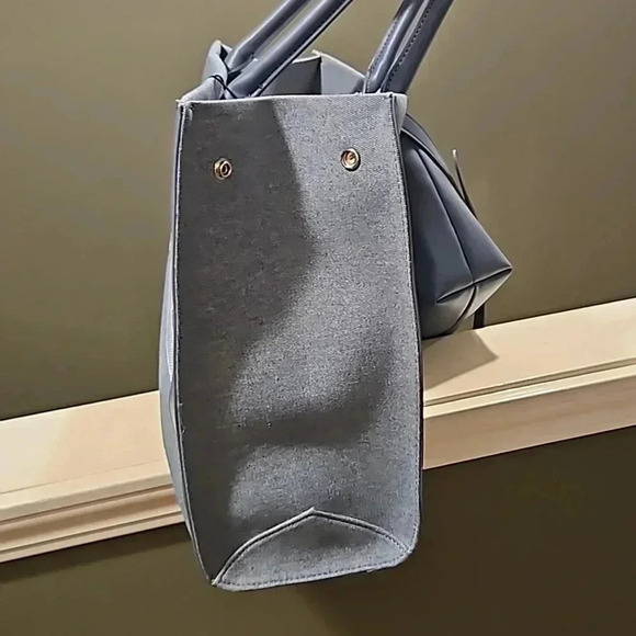 STEVE MADDEN TOTE 2 IN 1 CROSSBODY BAG - Picture 4 of 9